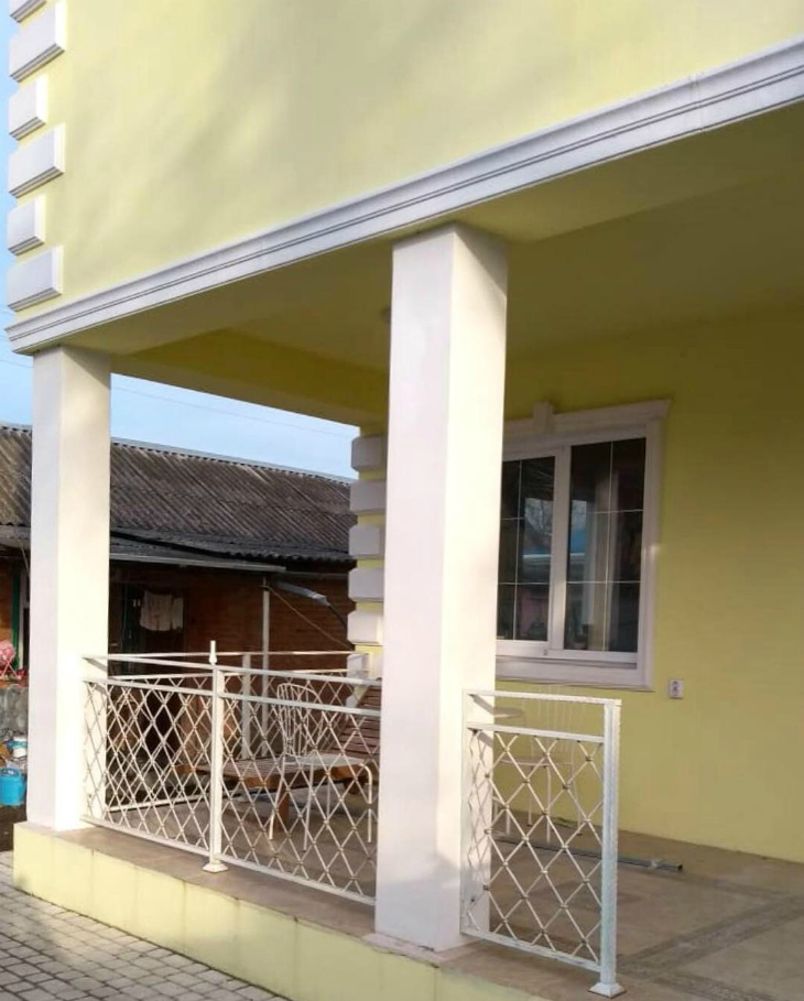 Внешний вид фасада частного дома | Фасадный декор из пенопласта ...